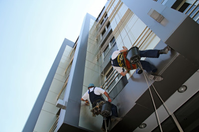 SERVICIOS Y MANTENIMIENTO INTEGRAL DE EDIFICIOS